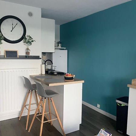 Chaleureux Appartement Face Au Port Sta Lucia, Tout A Pieds, Wifi Saint-Raphaël Kültér fotó