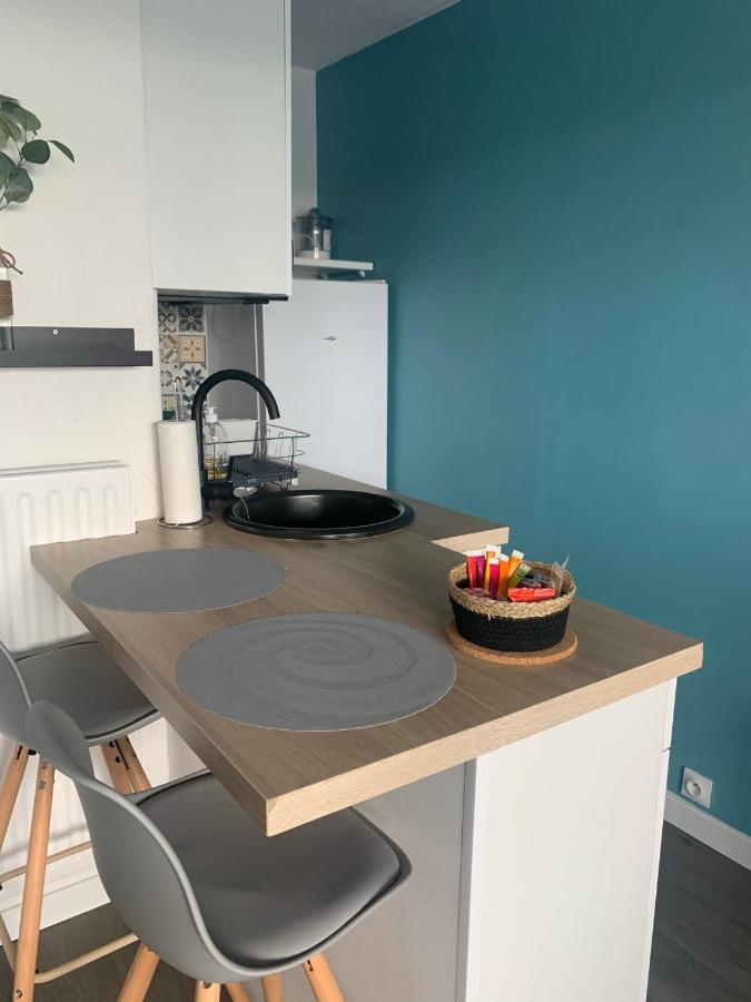 Chaleureux Appartement Face Au Port Sta Lucia, Tout A Pieds, Wifi Saint-Raphaël Kültér fotó