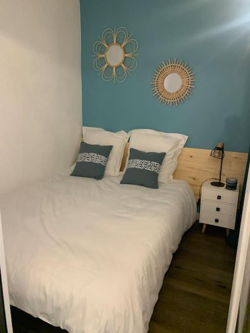 Chaleureux Appartement Face Au Port Sta Lucia, Tout A Pieds, Wifi Saint-Raphaël Kültér fotó