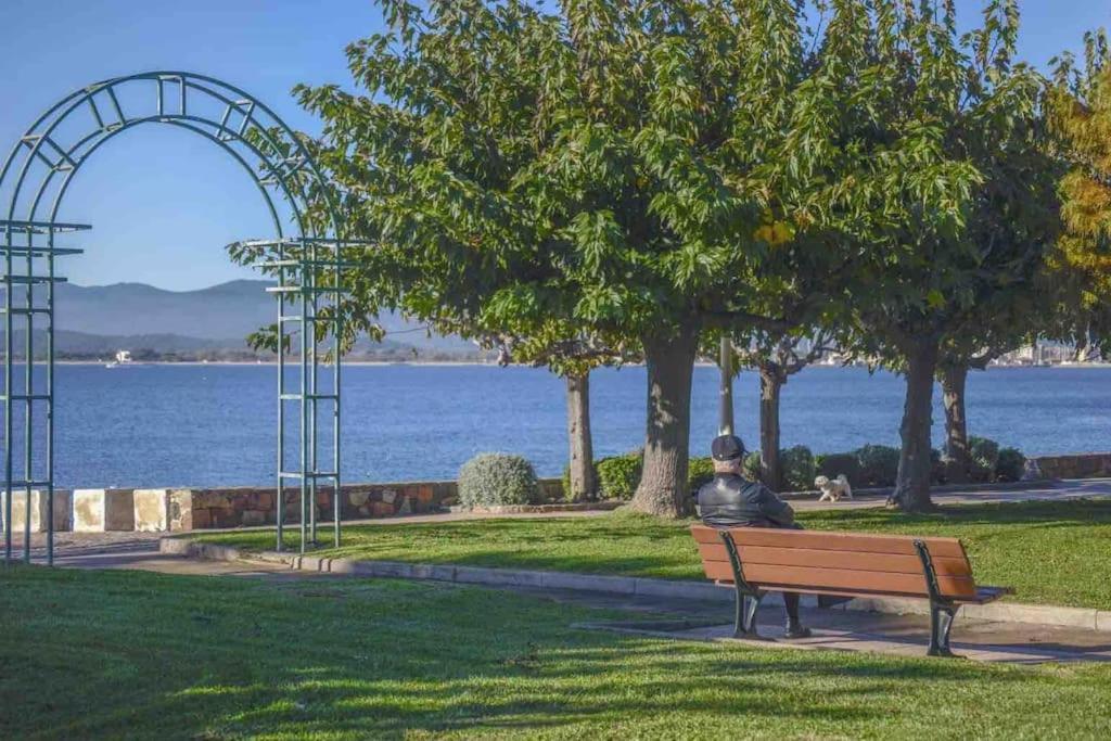 Chaleureux Appartement Face Au Port Sta Lucia, Tout A Pieds, Wifi Saint-Raphaël Kültér fotó